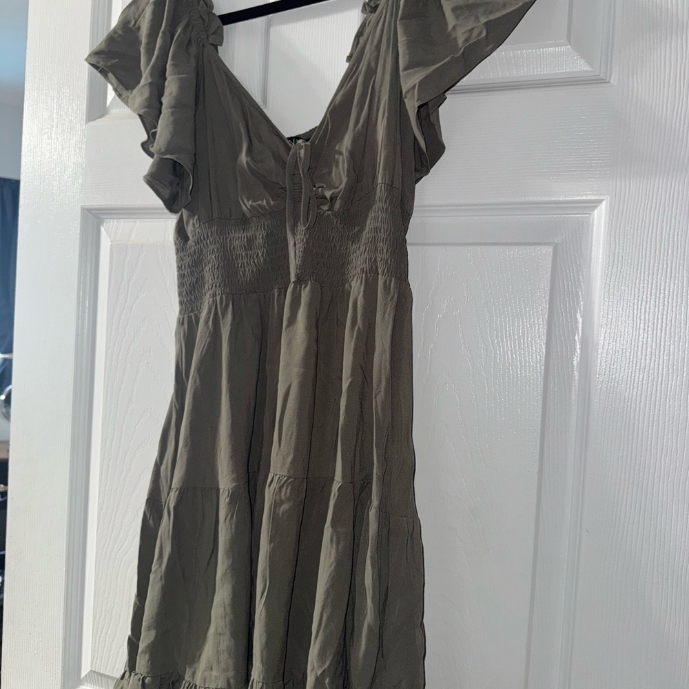 VENUS Green Flutter Sleeve V-Neck Mini Sundress